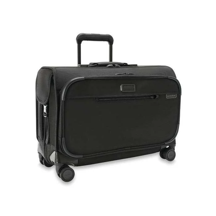 Baseline Wide Carry-on Garment Spinner