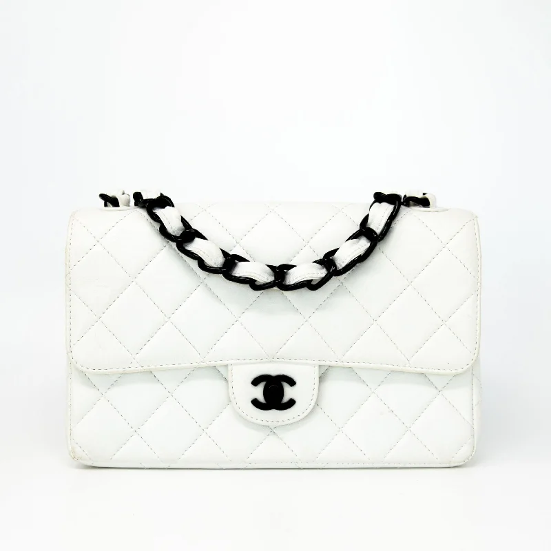 Chanel Vintage White Lambskin Flap Bag