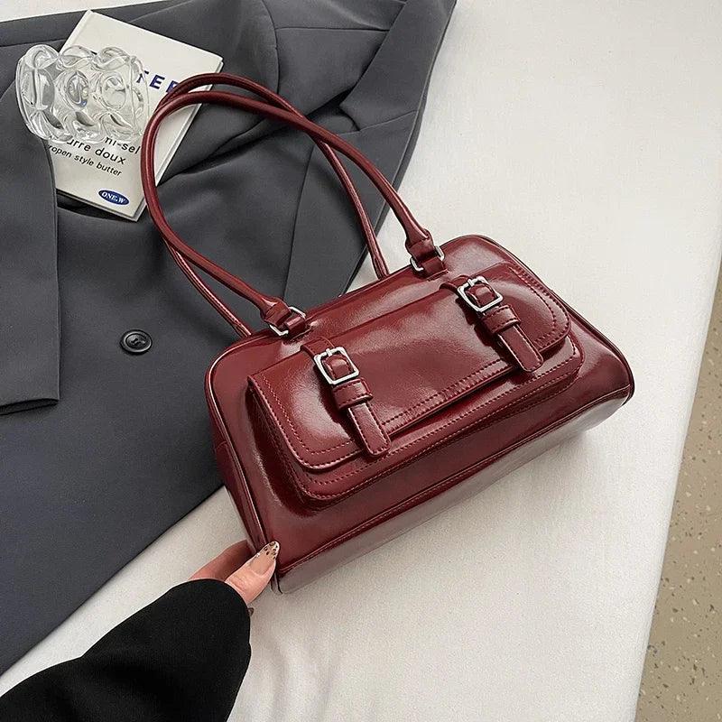 Small Retro Leather Tote Bags Women Zipper Outer Belt Flap Big Pocket Shoulder Bags