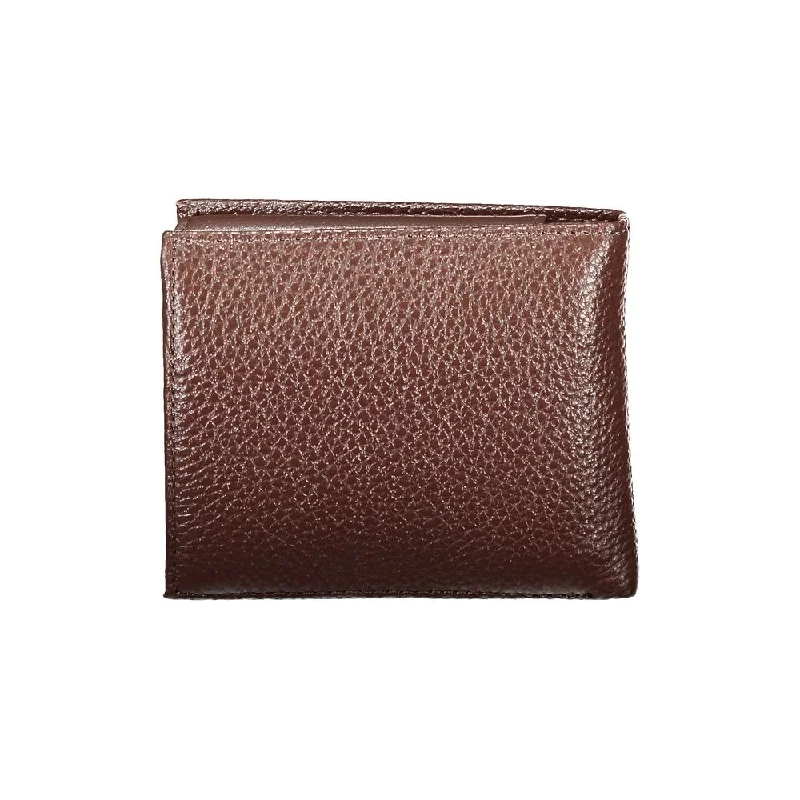 Tommy Hilfiger Elegant Brown Leather Bifold Wallet