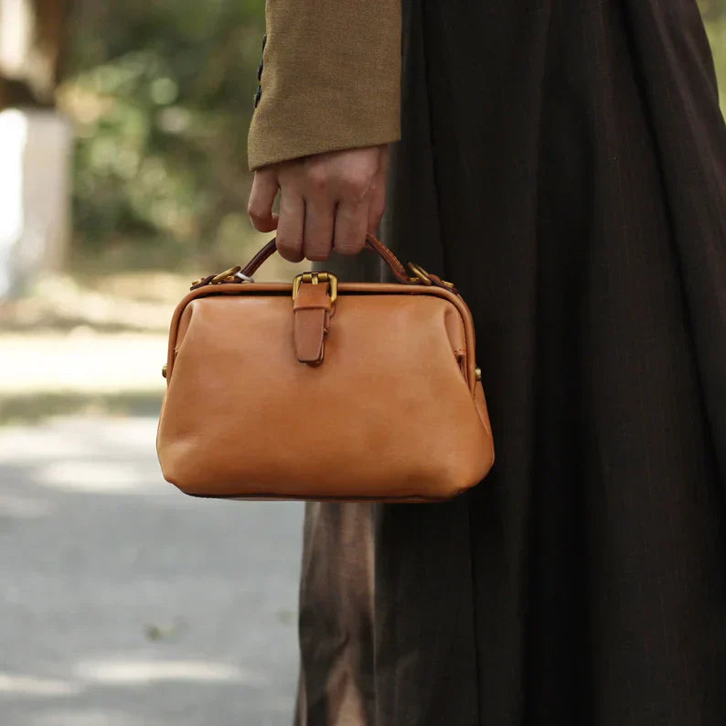 Handmade Leather Bag - Timeless Craftsmanship for the Modern Woman